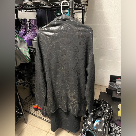 Killstar Sweaters - Discontinued long killstar hoodie women’s XS. Barely worn, no holes or rips.